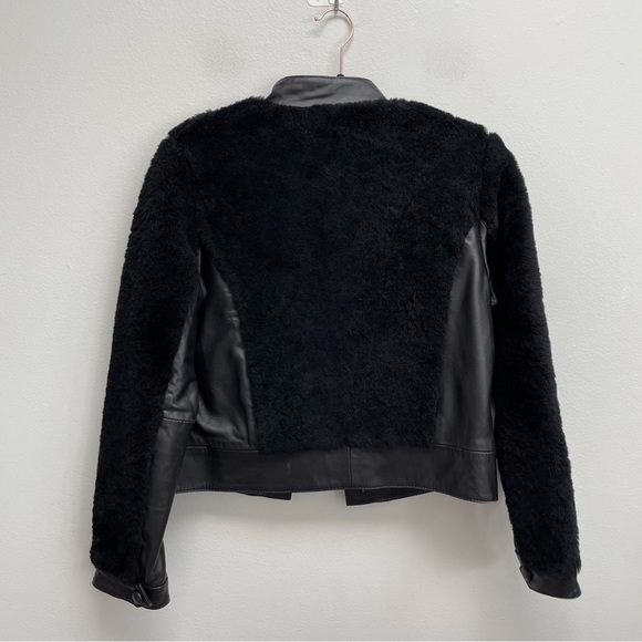 What goes around comes around leather shearling jacket size medium - Picture 2 of 9
